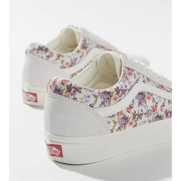 Vans Old Skool Sneaker in Floral + Marshmallow - Picture 3 of 14